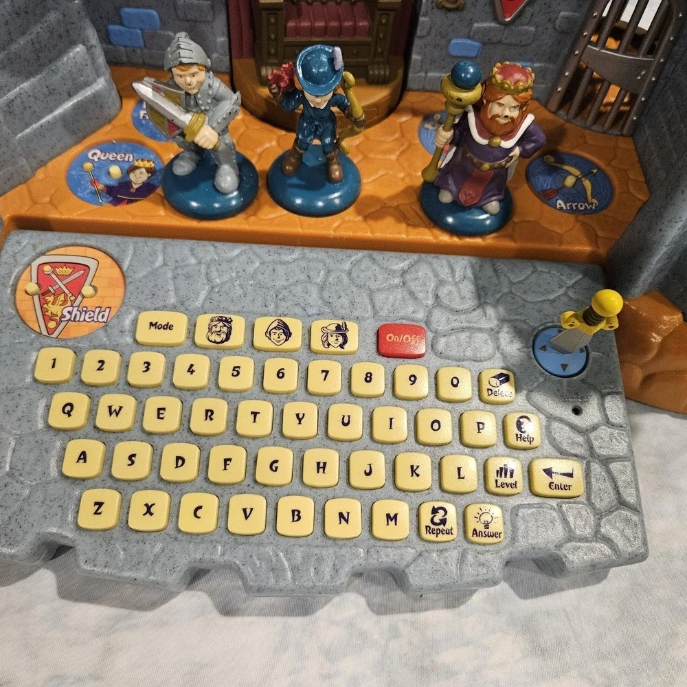 Vtech Knights Of Knowledge Learning Adventures Vintage HTF complete And Working‎